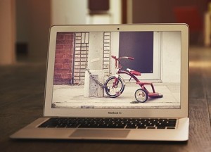 MacBook Air Mockup PSD #2