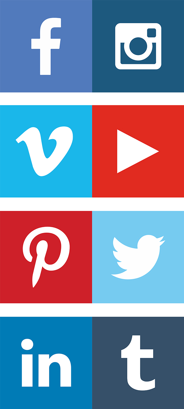 8 Block Social Icons Vector