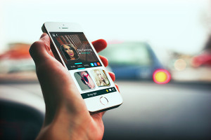 iPhone 6 Mockup Hand View PSD