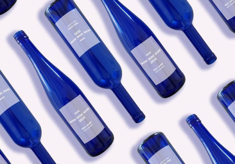 Minimal Wine Bottle Mockup PSD